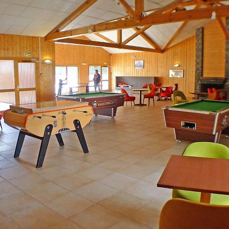 Studio Mansarde Avec Balcon, Piscine Et Parking Souterrain A Samoens - Fr-1-629-92 Exteriör bild