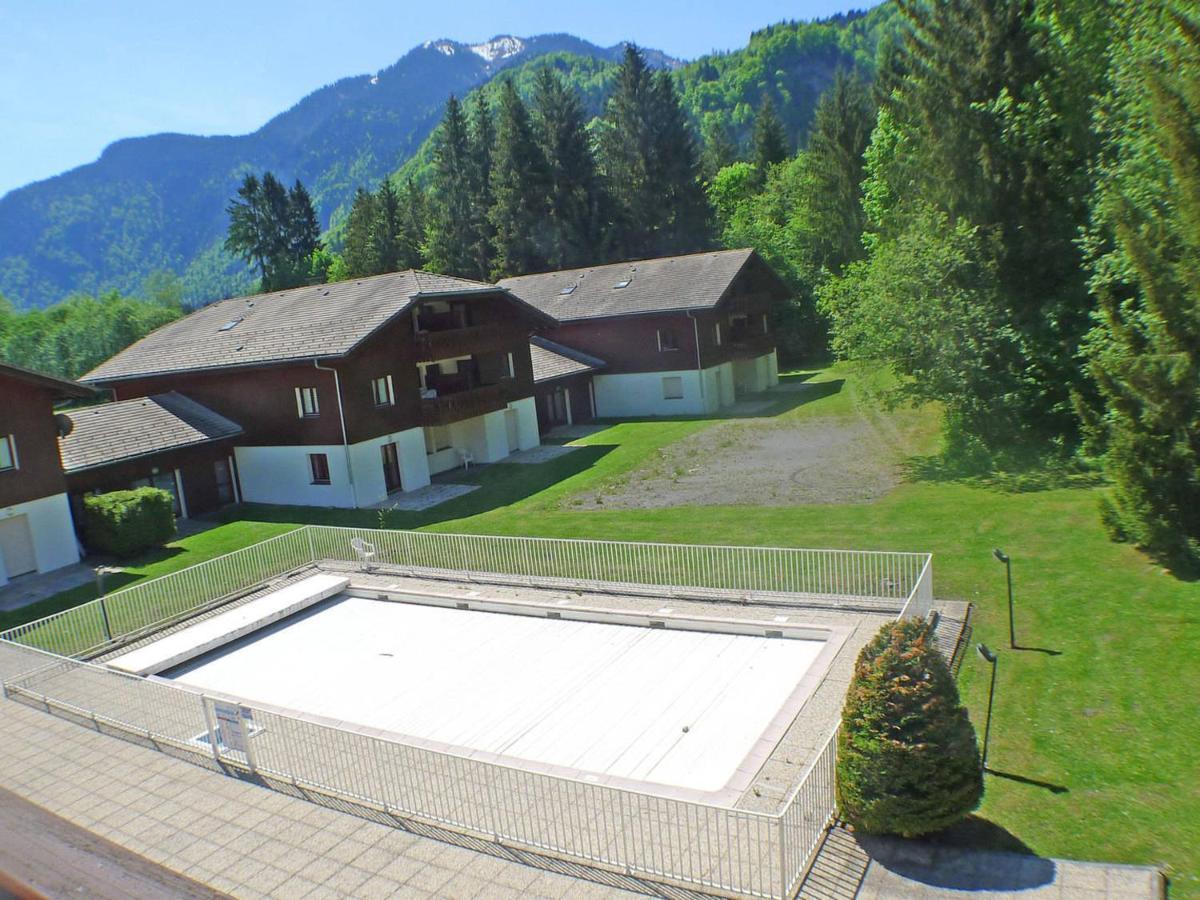Studio Mansarde Avec Balcon, Piscine Et Parking Souterrain A Samoens - Fr-1-629-92 Exteriör bild